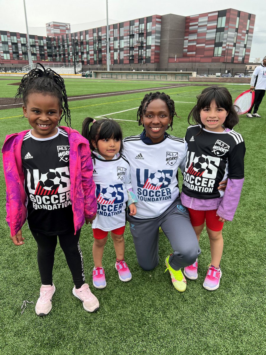 BeyondSport's tweet photo. The @ussoccerfndn's "Count Her In: A Playbook for Youth Sports Programs to Engage Girls" has specific strategies that youth sports programs can adapt and use to more effectively recruit and retain girls.
Check it out! https://t.co/X7HUF2PwRS #Return2Play https://t.co/ydyTpwo4fk