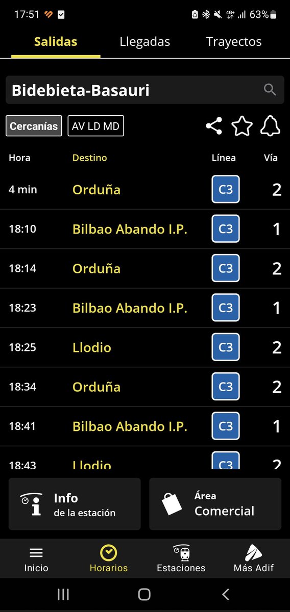 Fotos sacadas con un escaso minuto de diferencia

El cercanías hacia Bilbao pasa a las:

17:55 en el vestíbulo
18:07 en el anden
18:01 en la app de Renfe Cercanías
18:10 en la app de Adif

Cuál de todos me tengo que creer?

Lotsagabekeria hutsa linea hontan gertatzen dana🤬