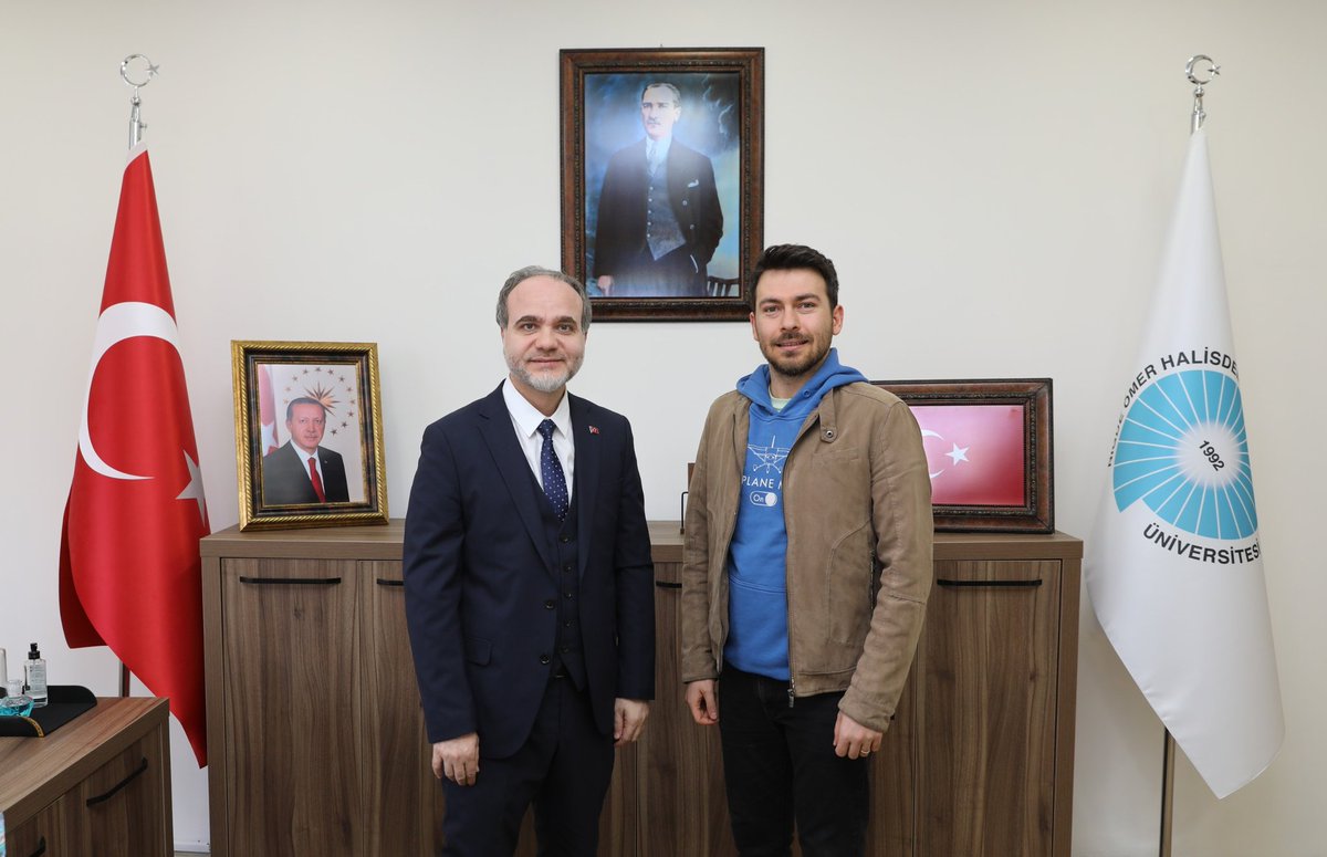 📣NÖHÜ'den OXFORD'a

📍 Doktora sürecinde ortak araştırmalar yapmak üzere Oxford Üniversitesinden misafir araştırmacı kabulü alan Üniversitemiz Tarım Bilimleri ve Teknolojileri Fakültesi Arş. Gör. Beyazıt Abdurrahman Şanlı'yı tebrik ediyor, başarılarının devamını diliyorum.