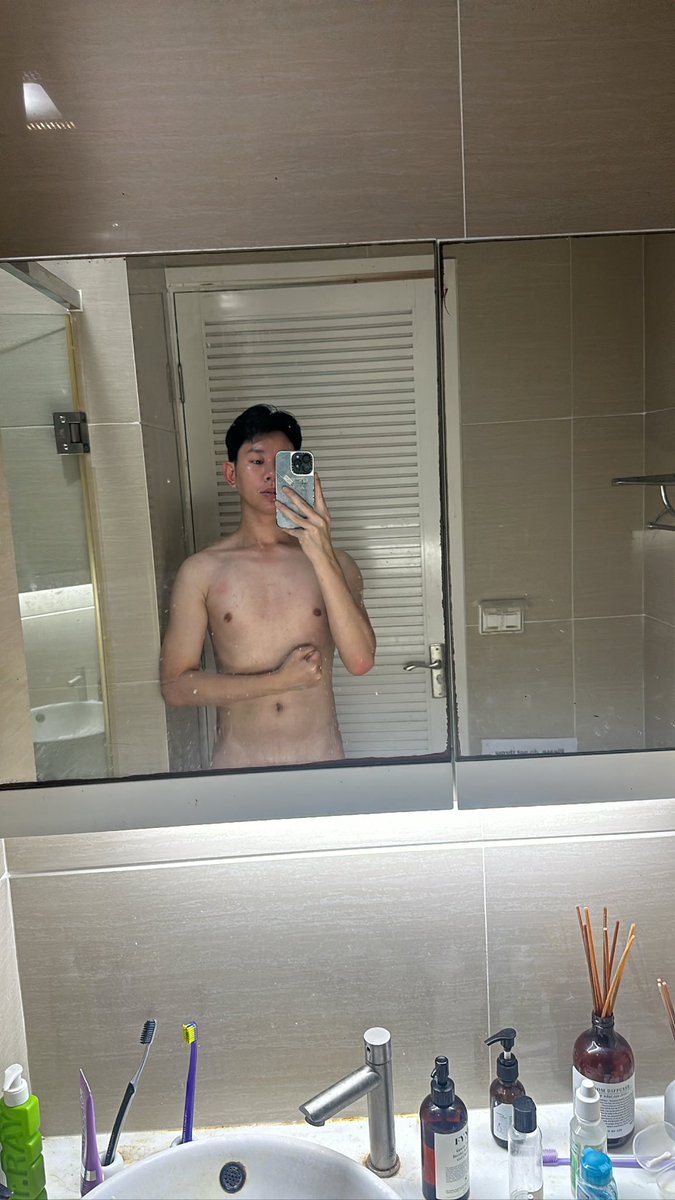 ฟอฮอยอ tweet media