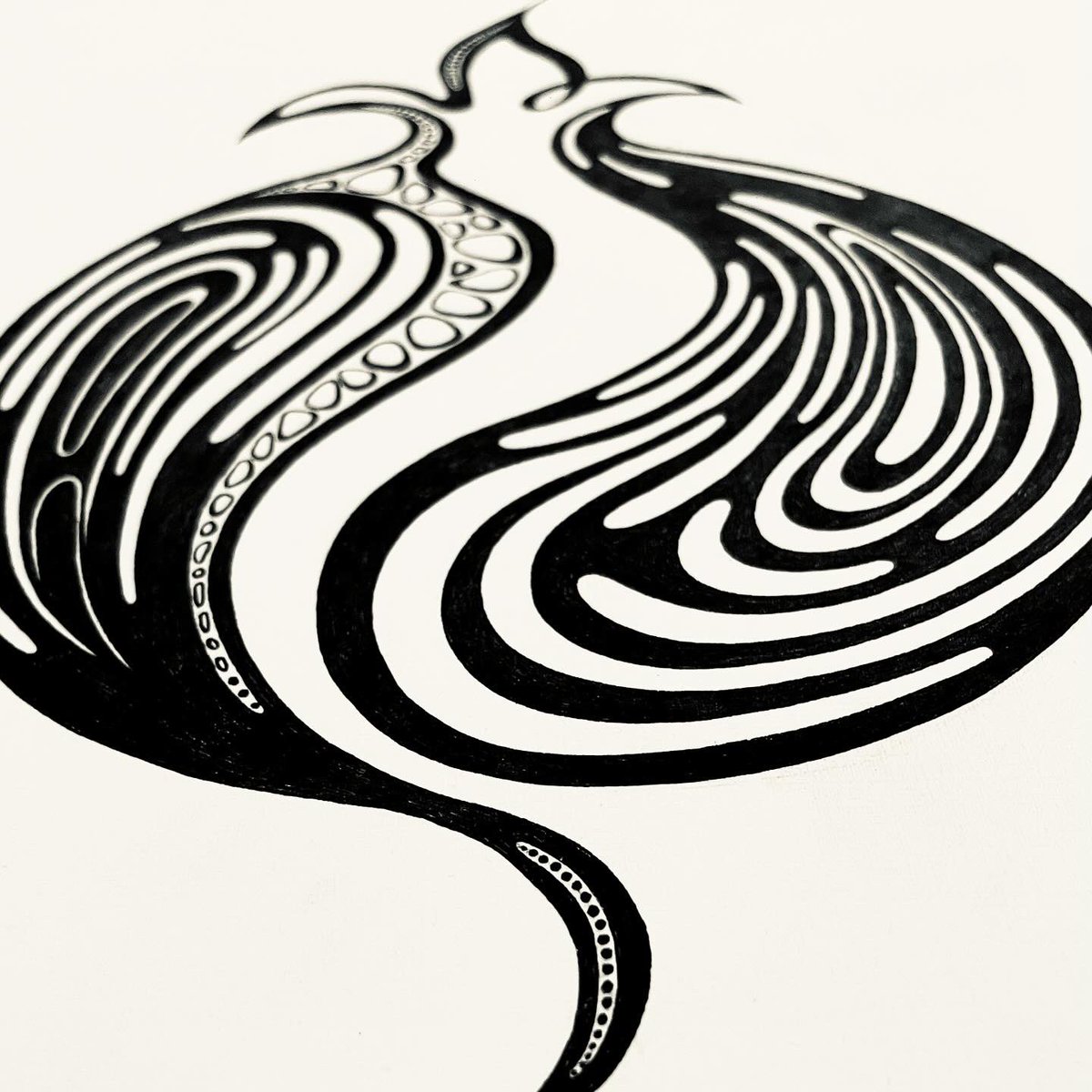 Pomegranate of harmony and unity.

The pomegranate, symbolizing harmony and unity, embodies a soft blend of lines and forms. In its image, one can discern the images of Yin and Yang, symbolizing the interaction of opposites and opposing principles.