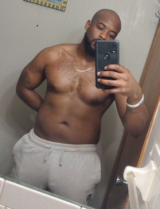 I have a nice 10 inch BBC available for customs 1/30/24. Message me via https://t.co/UvX9zqFvgX if you<a href="/tag/mvsales"class="tags"><span>#mvsales</span></a>