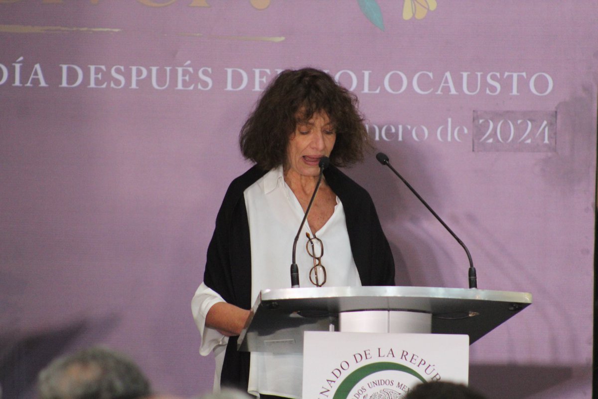 CGBSenado's tweet photo. Se celebra en la Antigua Sede del @senadomexicano el Acto de conmemoración anual en Memoria de las Víctimas del Holocausto y en recuerdo de Don Gilberto Bosques Saldívar
Sigue el evento en vivo:
🔴https://t.co/SSEgVw3ZVY https://t.co/LbUjaHoiSA
