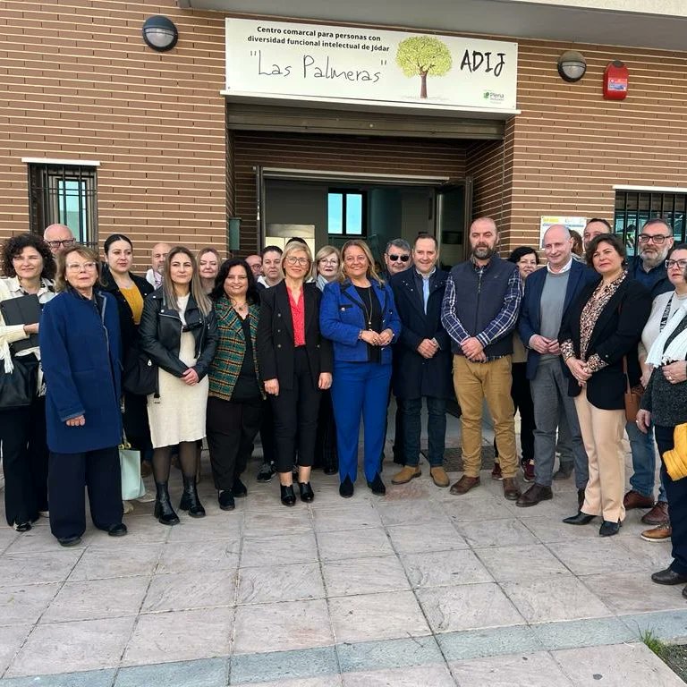 AngelaHidalgo07's tweet photo. Inauguramos un nuevo Centro de Día de atención a personas con discapacidad intelectual en #Jódar, gracias al esfuerzo, trabajo y tesón de #ADIJ, su Presidenta #MargaritaHidalgo y su gran equipo.
Enhorabuena valientes, mi admiración y 👏👏👏👏 https://t.co/SxvCmYqSSQ
