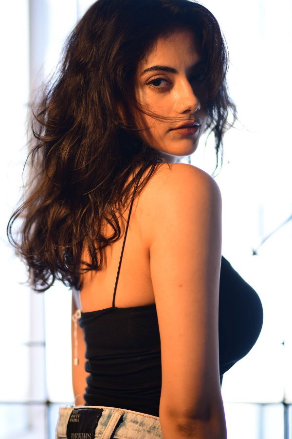 GFBrpD6bEAA9Plf?format=jpg&name=900x900