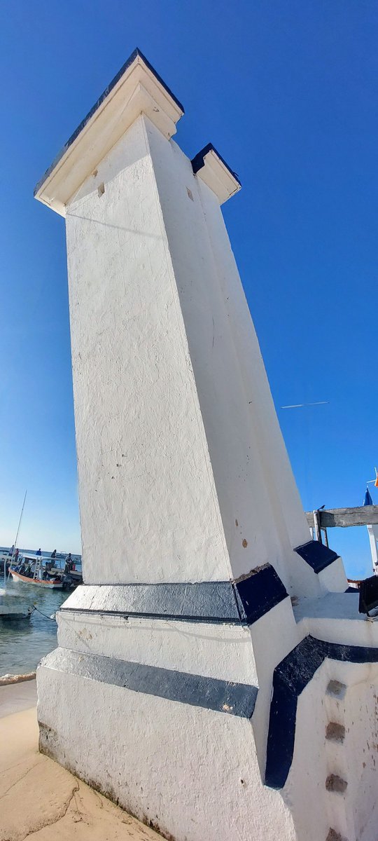 DonRobertoMX's tweet photo. Leaning lighthouse love in #PuertoMorelos #mexico 
Learn more about our town at https://t.co/uby76GKAAL https://t.co/SWpsdBxR6h