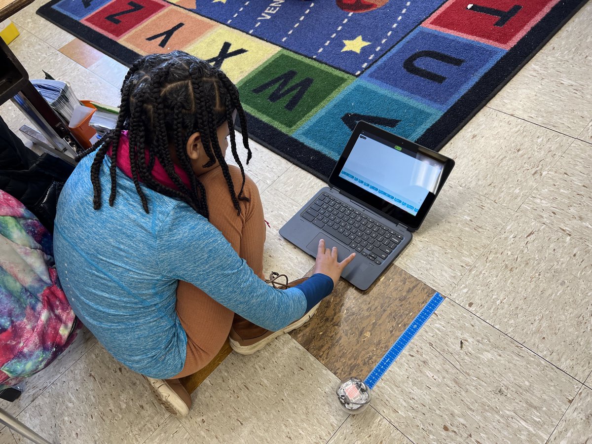 hoxiery's tweet image. Our team was able to host a pop up #LearningLabs last week! @tianamaria @PPSConnect #PPSLearningTech