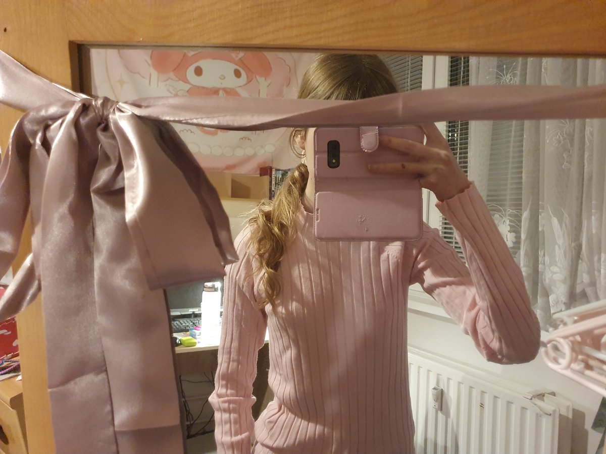 should i keep this sweater ?
