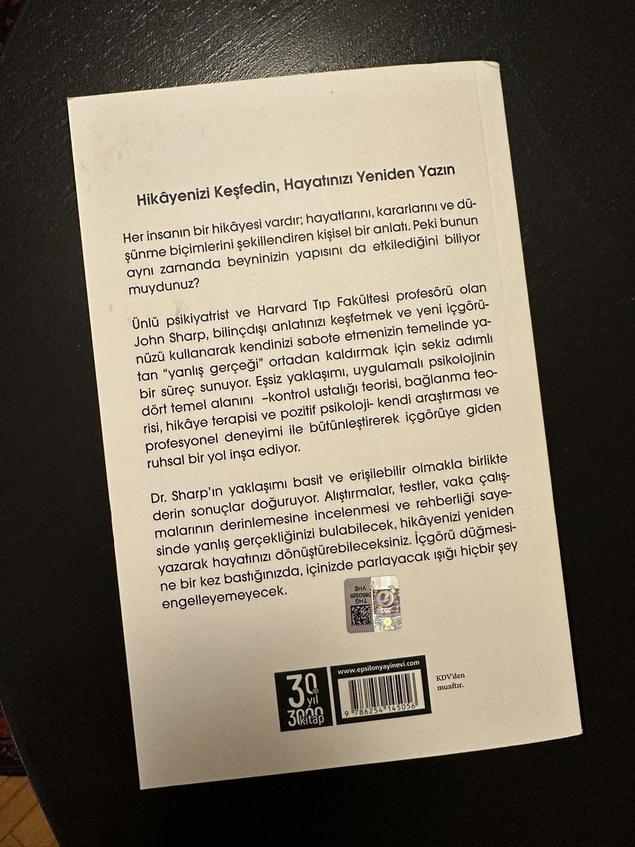 TatariBanu's tweet photo. Yeni çıkanlarda bu ay : İÇGÖRÜ TERAPİSİ 
Kendi etrafınıza inşa ettiğiniz yanlış gerçekliği yıkmak ve ışığı içeri almak için Prof. John Sharp’ın hazırladığı bir yol gösterici, bir öz terapi aracı. Çevirirken iyileştirenlerimden😇 Okuru bol olsun🙏 #letthesunshinein https://t.co/lH4JbJuFnH