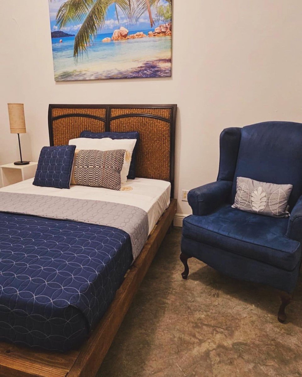 RealtyAdler's tweet photo. This modern 1 bedroom, 1 bathroom apartment is located centrally in the area of Carmichael Road.
Rental price| $1,600.00 monthly 
Estate Agent | Mrs. Shavonne Bullard
Ph| 242.434.4484
Link | https://t.co/694XkR3srt

#realestate #bahamas #bahamasrealestate #internationalrealestate https://t.co/sYCcJIFLue