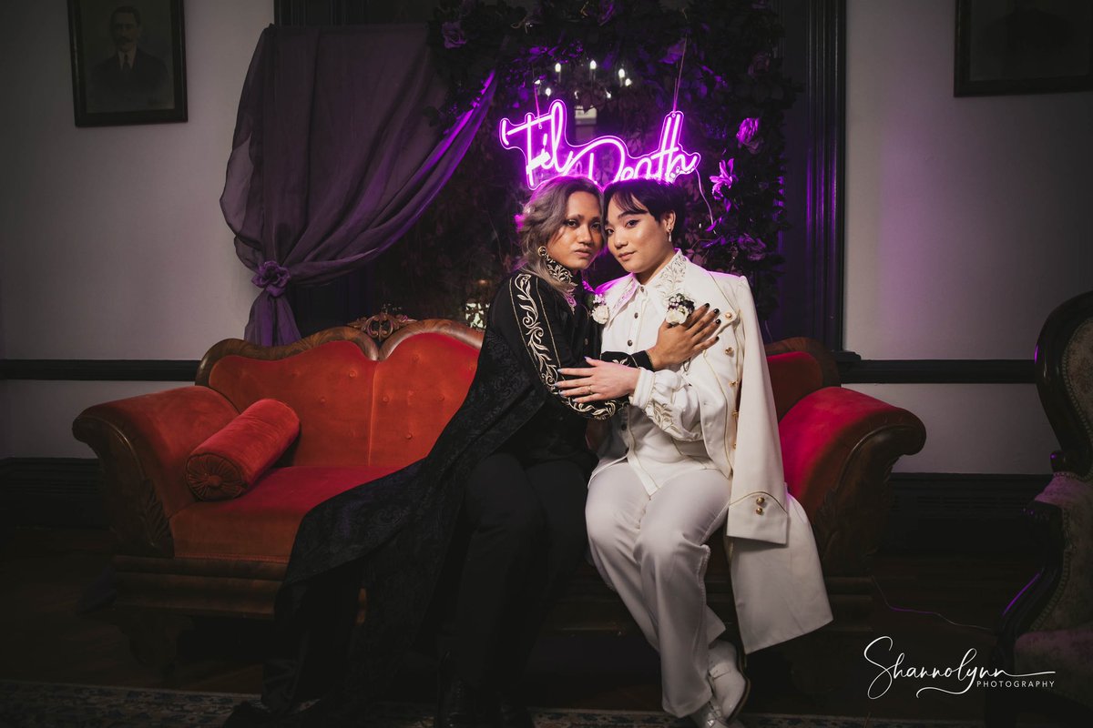 juniperfaewild's tweet image. hi i’m mostly on instagram still. also im married now yay queer weddings !!