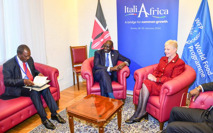 KenyaYaendelea's tweet photo. Food Secure Kenya.

President Dr. William Ruto with the Executive Director of the World Food Programme @WFPChief in Rome, Italy, 

The two leaders discussed the harmonization of Kenya's bottom-up initiative to increase food production in Kenya. 🇰🇪🇮🇹

 #KenyaYaendelea https://t.co/pto5ANKMRB