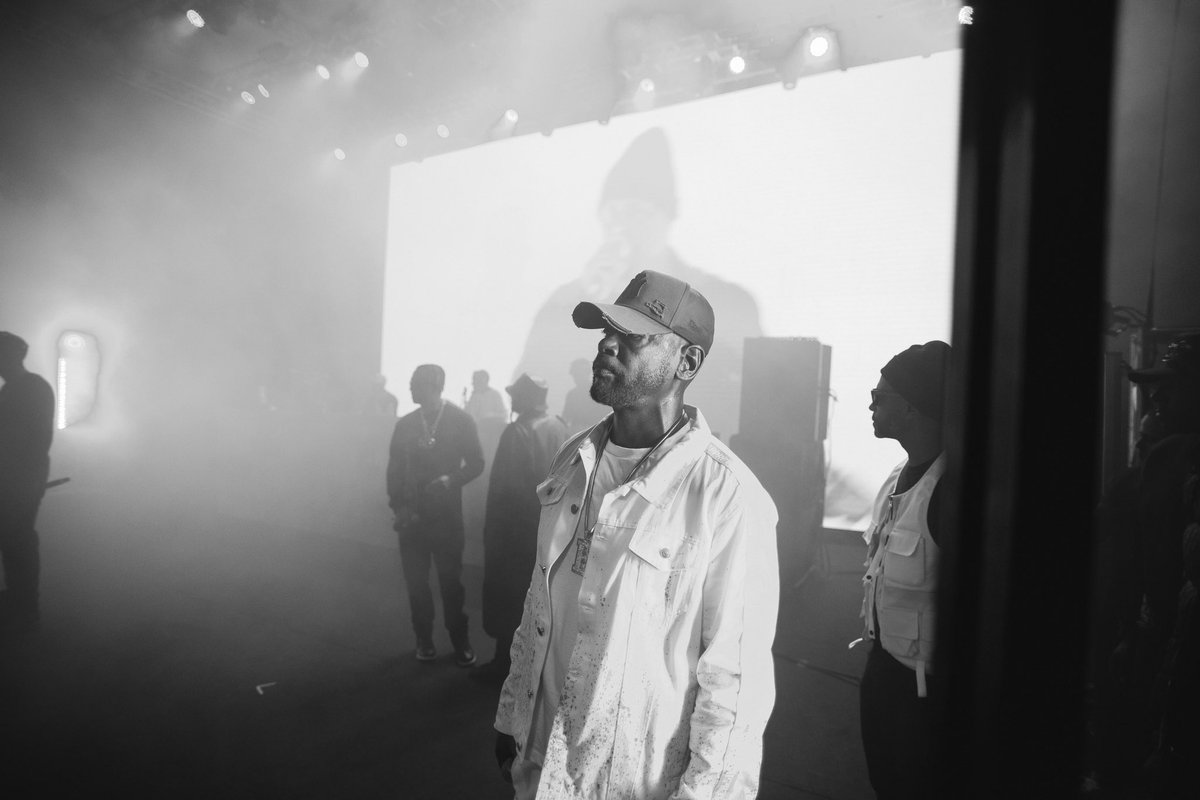 Em comemoração dos 94 anos da maior campeã do carnaval paulista, o <a href="/RACIONAISCN/">RACIONAIS MC'S</a> marcou presença na festa da <a href="/VaiVaiOficial/">Vai-Vai Oficial</a> no sábado (27), no Vale do Anhangabaú 🔥

Obrigada a todos os fãs que marcaram presença para prestigiar o Racionais e essa união entre o rap e o samba 🤝🏾