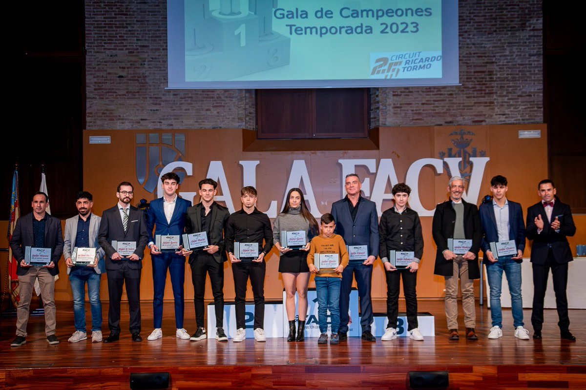 fedacv's tweet photo. UNA GALA PARA EL RECUERDO 
https://t.co/PwBmIqZJUz https://t.co/PTVT2J4e7Q