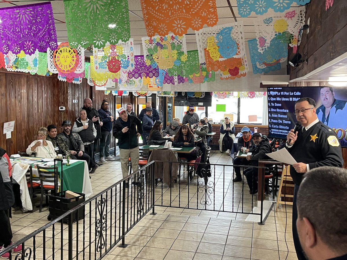 Our 25th District Conversation with the Commander engagements are off to a great start for 2024—! Commander Perez, 25th District CAPS & DCOs were on hand at Mi Cuadra Restaurant (6345 W. Grand) to welcome our community residents & stakeholders to discuss our community concerns