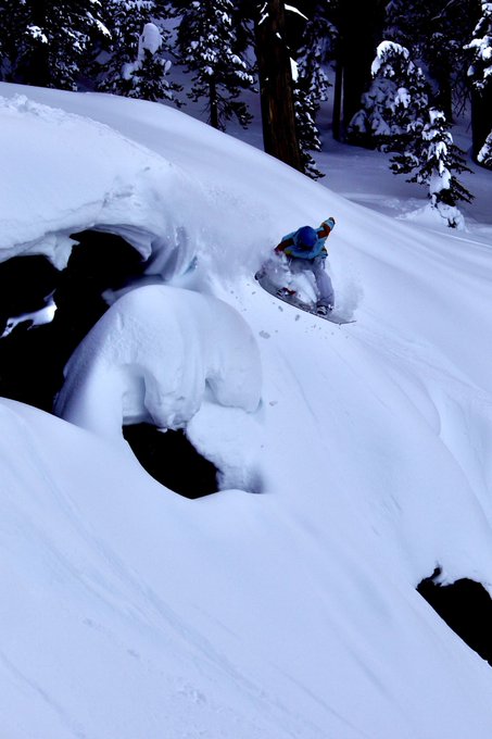 Throwback photo has got me pumped for the my next trip! 🏂 https://t.co/PCoATDQOKo<a href="/tag/alabamahills"class="tags"><span>#alabamahills</span></a>