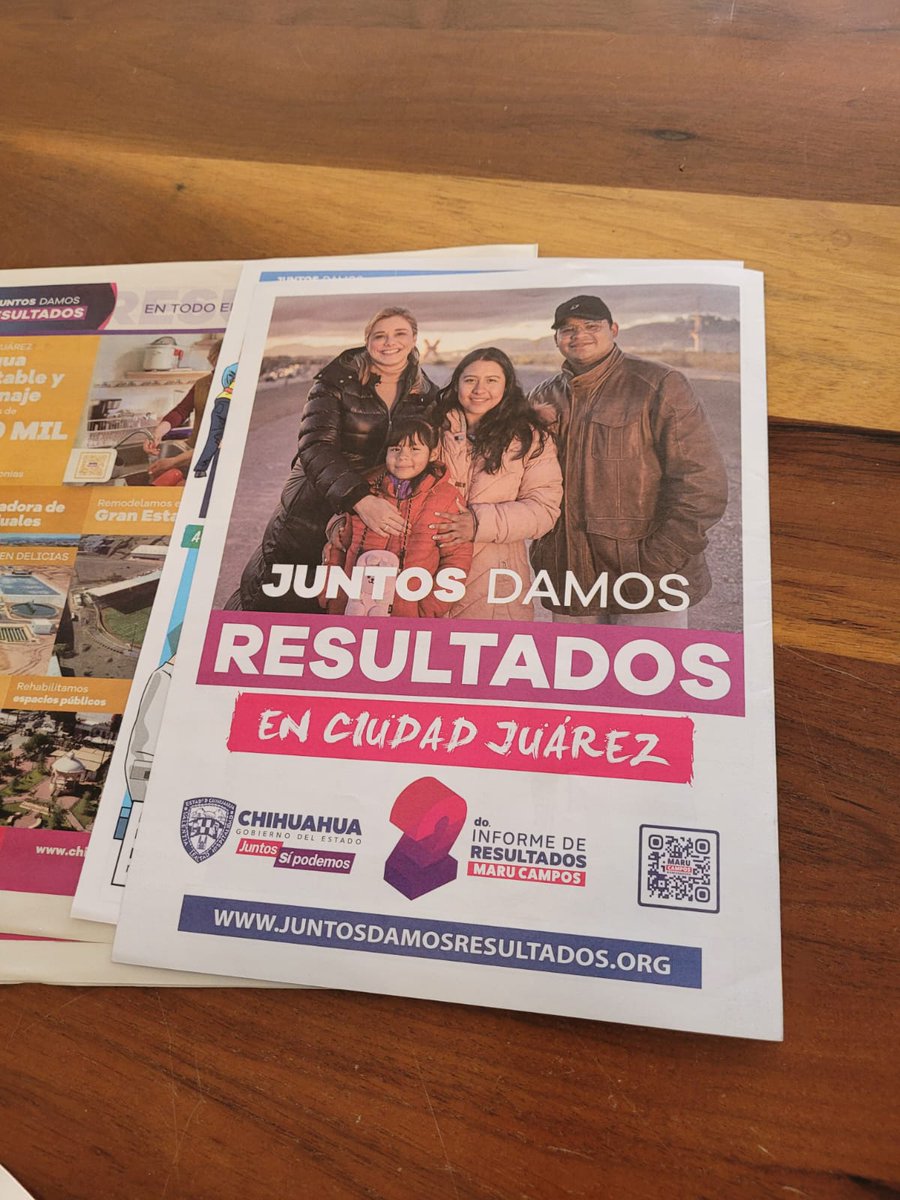 dsvl656's tweet photo. El día de hoy el Gob. Del Edo. de Chih. Cerró oficinas en Ciudad Juárez a las 12:30pm para comprometer a lxs servidorxs públicos a dar estos volantes y dar difusión al 2do informe de la gobernadora. Les asignaron distintas colonias y les uniformaron con una playera para (1) https://t.co/0v6Q4365EQ