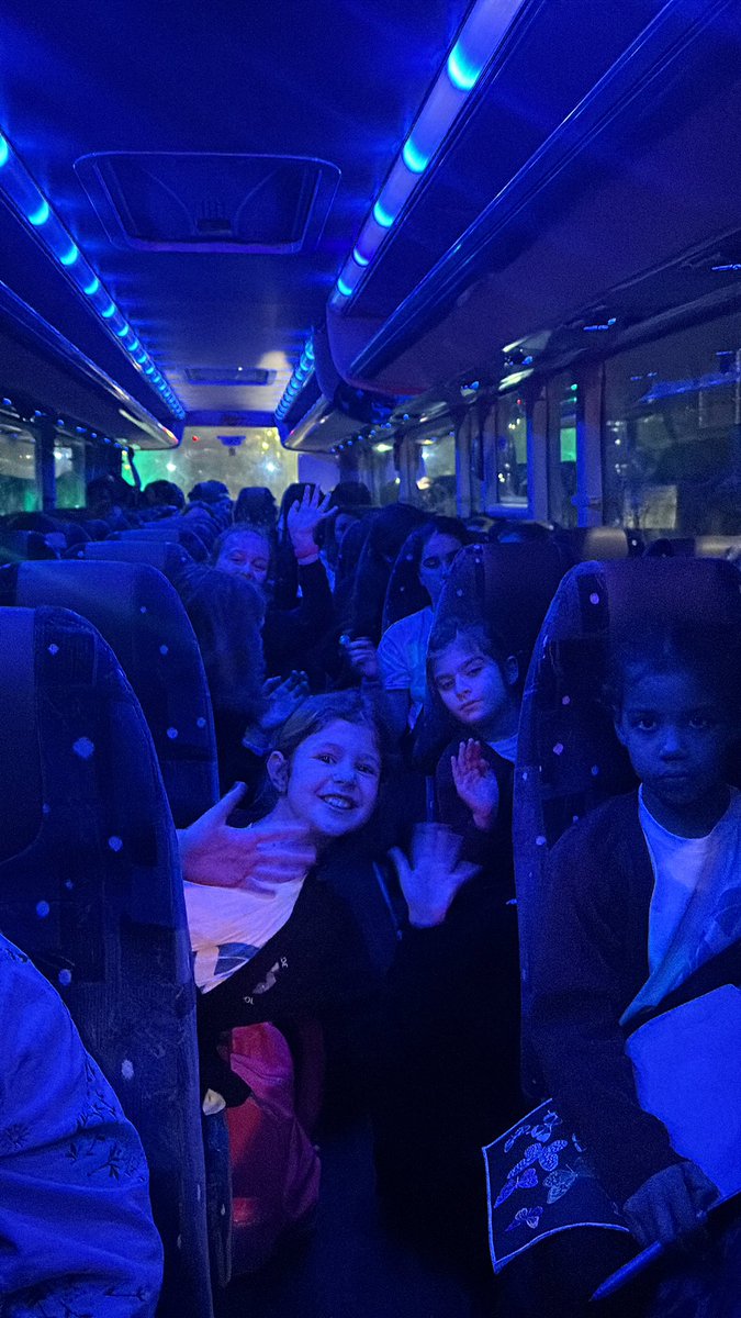 Finally on our way home. New ETA midnight. We’ll try not to turn into pumpkins! <a href="/linsladeschool/">Linslade School</a> <a href="/mjpGibbs/">Mark Gibbs</a> <a href="/PMStock11/">Phil Stock</a> <a href="/LLinsladet/">LinsladeT&L</a> <a href="/ChilternLT/">Chiltern Learning Trust - Bedfordshire</a> <a href="/Cedars_Upper/">Cedars Upper School</a>