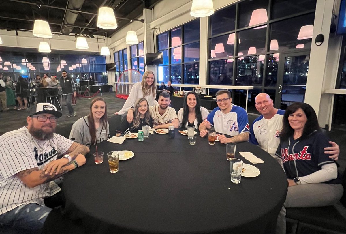 SET_Logistics's tweet image. 🎉 Had a blast at SET Logistics’ New Year’s Party at Regions Field Ballroom! Great food, good times, and the amazing Blanton Reed band made it a night to remember. Cheers to the memories and the start of a fantastic year! #SETLogistics #logistics