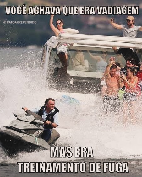 🤣🤣🤣🤣🤣. Agora entendi porque <a href="/jairbolsonaro/">Jair M. Bolsonaro</a> fazia moticiatas e passeios de Jet ski 🤭🤭🤭🤭🤭