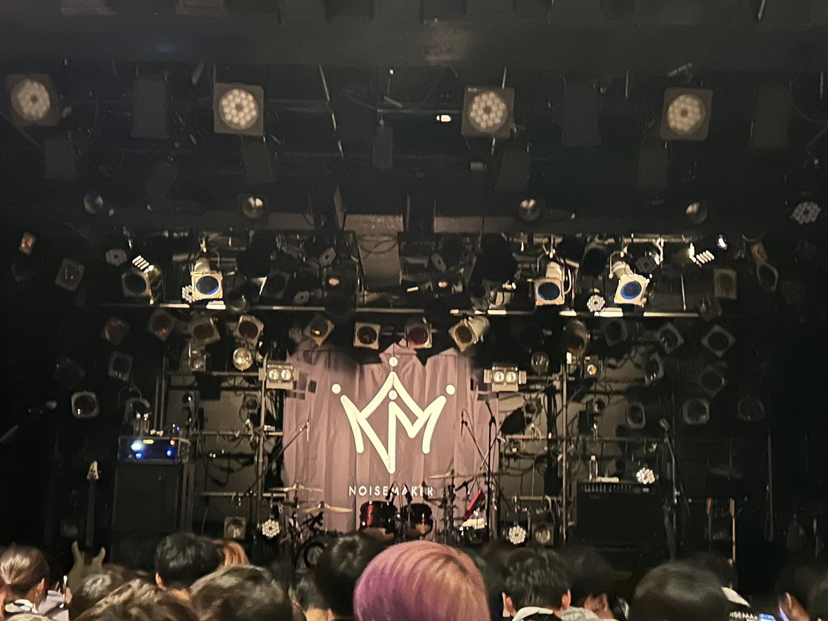 ryu4_1214's tweet photo. 今年一発目🔥
マジかっこよすぎ

 #NOISEMAKER https://t.co/NcrW1NSbB9