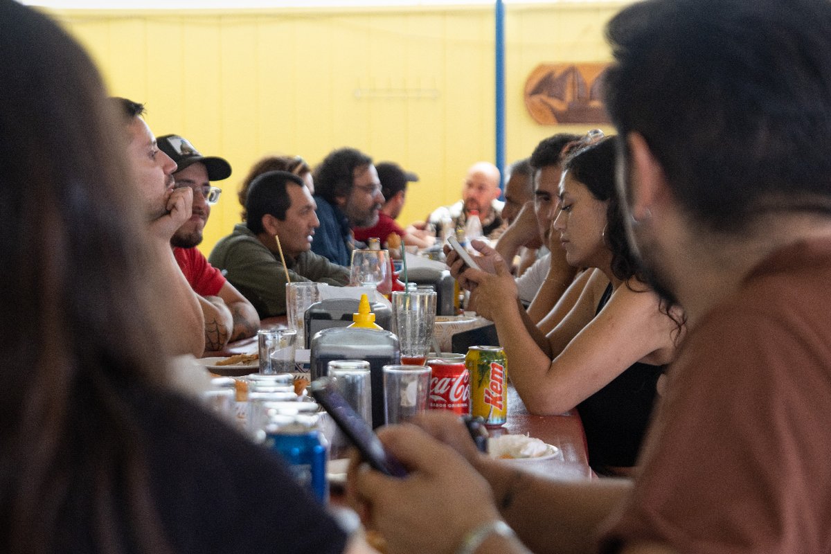 psolchile's tweet photo. Durante este fin de semana, se realizó el primer encuentro nacional de Solidaridad para Chile en Concepción 🥰

Nos encontrarnos más de 100 compañerxs de 9 regiones del país a debatir los horizontes de la organización ☝️
¿Te interesa ser parte? Ponte en contacto por DM 📩🤝 https://t.co/9GGozwRbHT