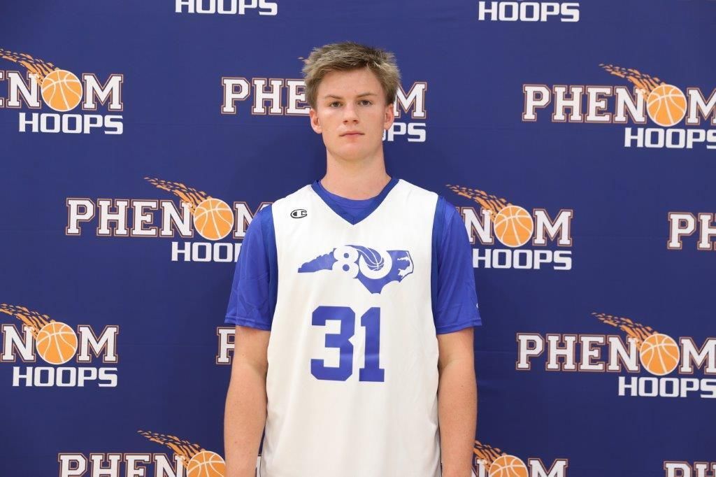 Phenom Commitment Alert: Washington and Lee snags commitment from 2024 Joe Rhyne phenomhoopreport.com/phenom-commitm… via <a href="/phenom_hoops/">Phenom Hoop Report</a>