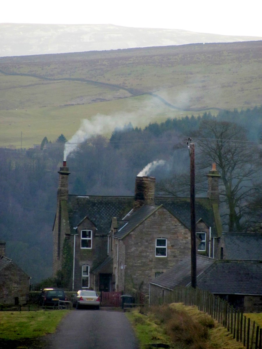 gnome_alice's tweet photo. 13 years ago today.
I love this image and this memory of a view I love of a place I love. A home with a warm welcome from dear friends.
#PreciousMemories
#Fells
#Wrytree https://t.co/Fdeu1NU6OB