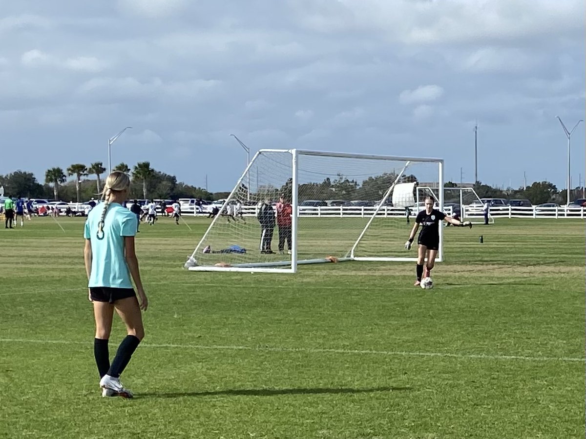 madisonhall0708's tweet photo. Yesterday, we played our last game of the year, and ended up tied 0-0. Thank you seniors for everything you did for the team. I loved having the opportunity to play with you guys this season. You all are going to do great things! ⚽️🩵 @AFA_Martin05 @AfaZenyattas https://t.co/xNaEMYPdKf