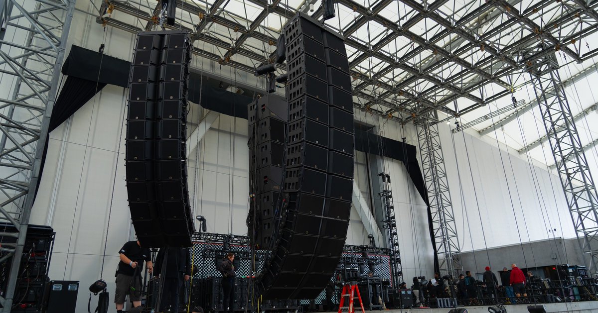 L_ACOUSTICS's tweet photo. Maroon 5, played an exceptional show at Daily's Place with our K Series! CP #AVLProductions curated an unparalleled auditory experience utilizing K1, K2, KS28, K3, K1-SB, & more.
Photos by: M-j Walston https://t.co/VehMkvqHu1