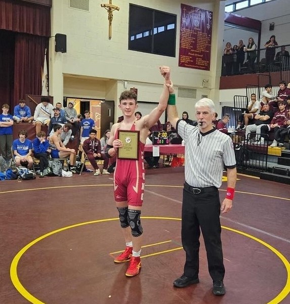 senatorlanza's tweet photo. On Saturday, Msgr. Farrell HS senior &amp; wrestling team captain, Kyle Jacobs achieved a wrestling milestone  of winning his 100th HS match! The RIT commit, who will be entering a BS/ME program this Fall, is currently ranked 3rd at 160 lbs in New York State! Congratulations Kyle! https://t.co/maYfGSXt47