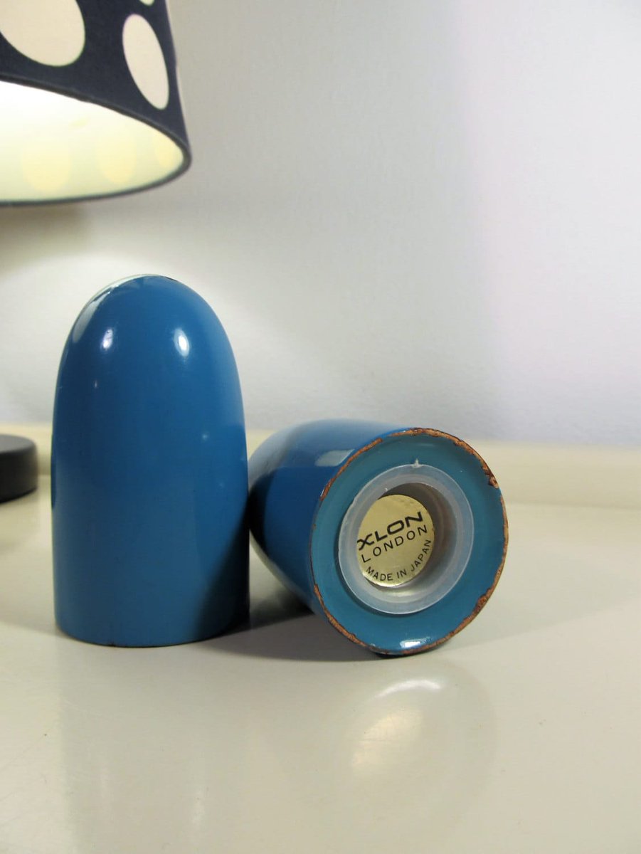 MaLanterne's tweet photo. Vintage Wooden Salt Pepper Shakers XLON London Shakers Set Made in Japan Blue color Table Decoration Home Decor https://t.co/SUuuPZvA03 #Sales #Home decor #Holidays #Retro #Vintage #blackfriday #Music #Fashion #Free shipping #Summerdress #DiningAndServing https://t.co/WMY7QGOfLK