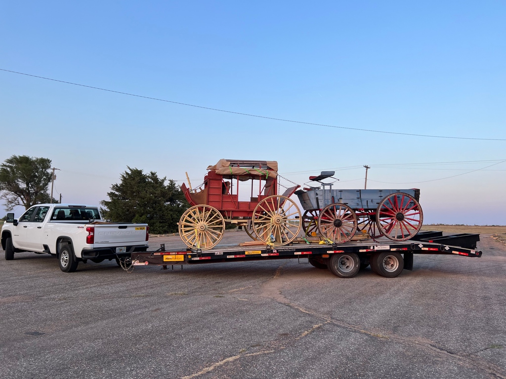 We are embarked on a true adventure to for Fort Larned National Historic Site, carrying an incredible US Army escort wagon and mud wagon back to Fort Lauderdale! 🚚 Reproducing new wheels with original steel elements from their predecessors.