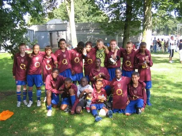 (Cont.) and person he is today. He talks about he played and was coached by amazing people like <a href="/Bucky1979/">Dan Buck</a> <a href="/wyntsonline/">Wynts</a> <a href="/tommiehoban05/">Tommie Hoban</a> <a href="/ReiceCharles/">Reice</a> <a href="/ZakAnsah/">Anss</a> <a href="/jd_rees/">Josh Rees</a> <a href="/Jordan_robs14/">Jordan Roberts</a> <a href="/Nico_Yennaris/">Nico Yennaris</a> <a href="/IsaacHayden65/">Isaac Hayden</a> <a href="/JasonBanton/">Jason Banton</a> <a href="/SergeGnabry/">Serge Gnabry</a> <a href="/RyanFredericks_/">Ryan Fredericks</a> <a href="/HectorBellerin/">Héctor Bellerín</a> (cont.)