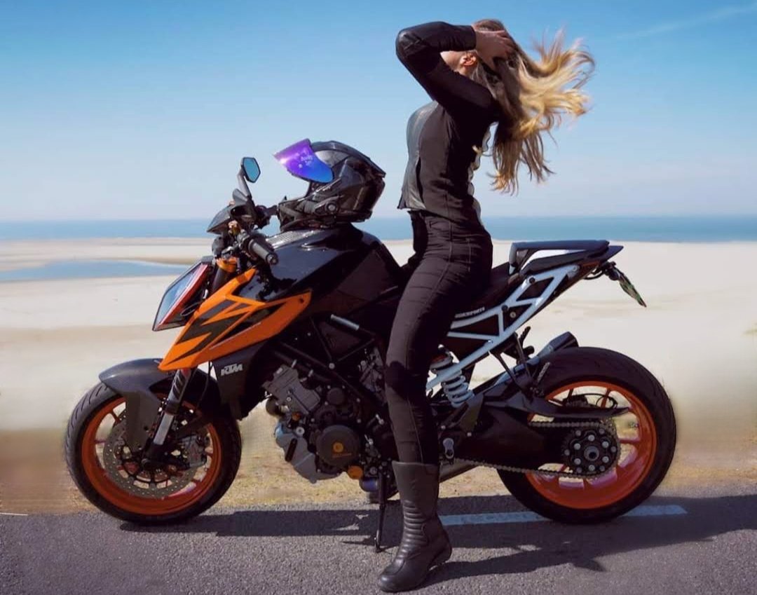 Gm fam ❤️
how are you doin?
Today was a sunny day and since I've been inside the house for a week bcause of a bad fcking flu🤧🤒.. I was so happy to be out &amp; about again 🤩❤️

Any bikers here?? ✨

#CryptoCommunity #Crypto