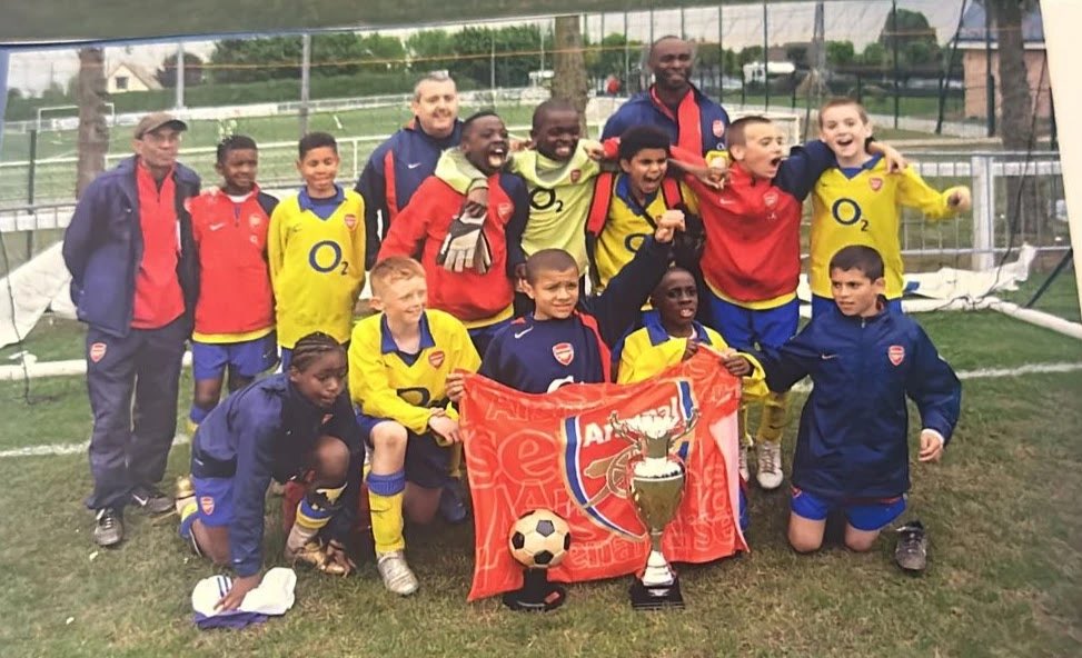 <a href="/Bucky1979/">Dan Buck</a> <a href="/wyntsonline/">Wynts</a> <a href="/tommiehoban05/">Tommie Hoban</a> <a href="/ReiceCharles/">Reice</a> <a href="/ZakAnsah/">Anss</a> <a href="/jd_rees/">Josh Rees</a> <a href="/Jordan_robs14/">Jordan Roberts</a> <a href="/Nico_Yennaris/">Nico Yennaris</a> <a href="/IsaacHayden65/">Isaac Hayden</a> <a href="/JasonBanton/">Jason Banton</a> <a href="/SergeGnabry/">Serge Gnabry</a> <a href="/RyanFredericks_/">Ryan Fredericks</a> <a href="/HectorBellerin/">Héctor Bellerín</a> (Cont.) and more. He shares funny stories of <a href="/JeffreyMonakana/">Jeffrey Monakana</a> and how PSV gave him a teaching.. be sure to read and check it out !!  <a href="/SamirBihmoutine/">SBihmoutine93🇲🇦</a> - scoutappreciation4.wordpress.com/2024/01/29/sam…