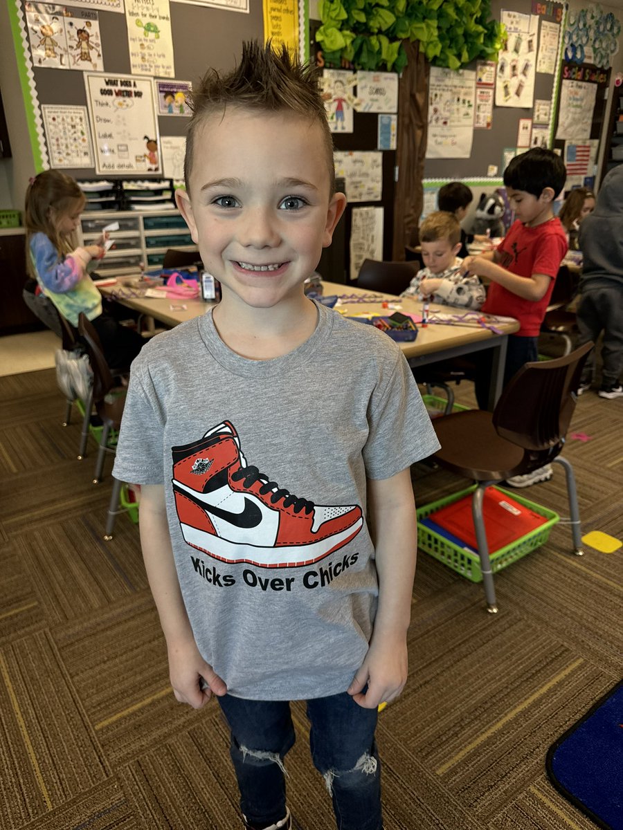 When your shirt has words with the digraph we are learning! Making connections…<a href="/Boyer_Elem_PISD/">Boyer Elementary</a> #teamboyer