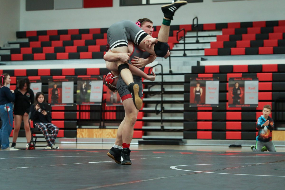 JBHS_dispatch's tweet photo. SENIOR NIGHT: Festivities unfolded as the seniors of the Bowie wrestling team were honored before their matches against Vista Ridge on January 24. Both the varsity and junior varsity teams showcased resilience throughout the night. 

🎥: Austin Ikard and Alex Edwards https://t.co/XdtS9LKDwA