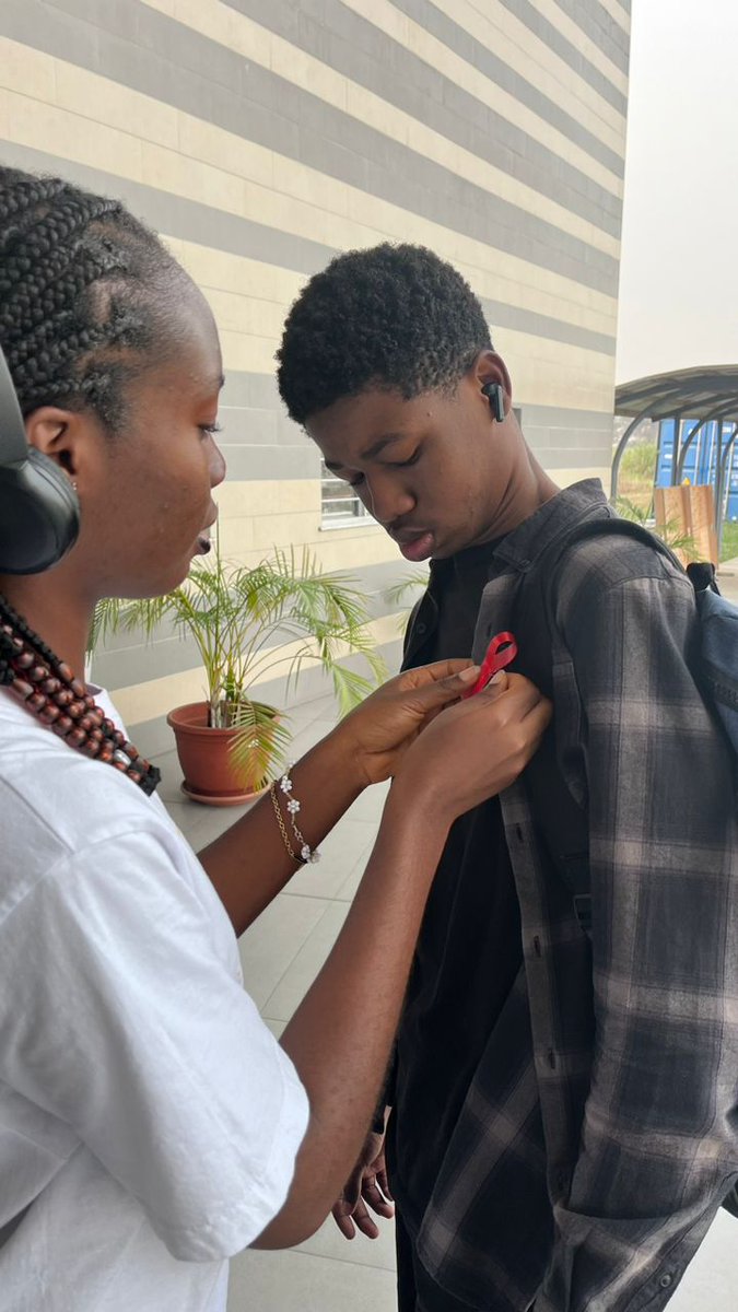 pau_nigeria's tweet photo. Making a Bold Statement! Our Feel Good Week saw some of our staff and students donning white, symbolizing our collective commitment towards drug awareness. Every red ribbon tells a story of resilience and saying 'NO' to drugs.
#SayNoToDrugs #MentalHealth #FeelGoodWeek https://t.co/gR5MwCm33N
