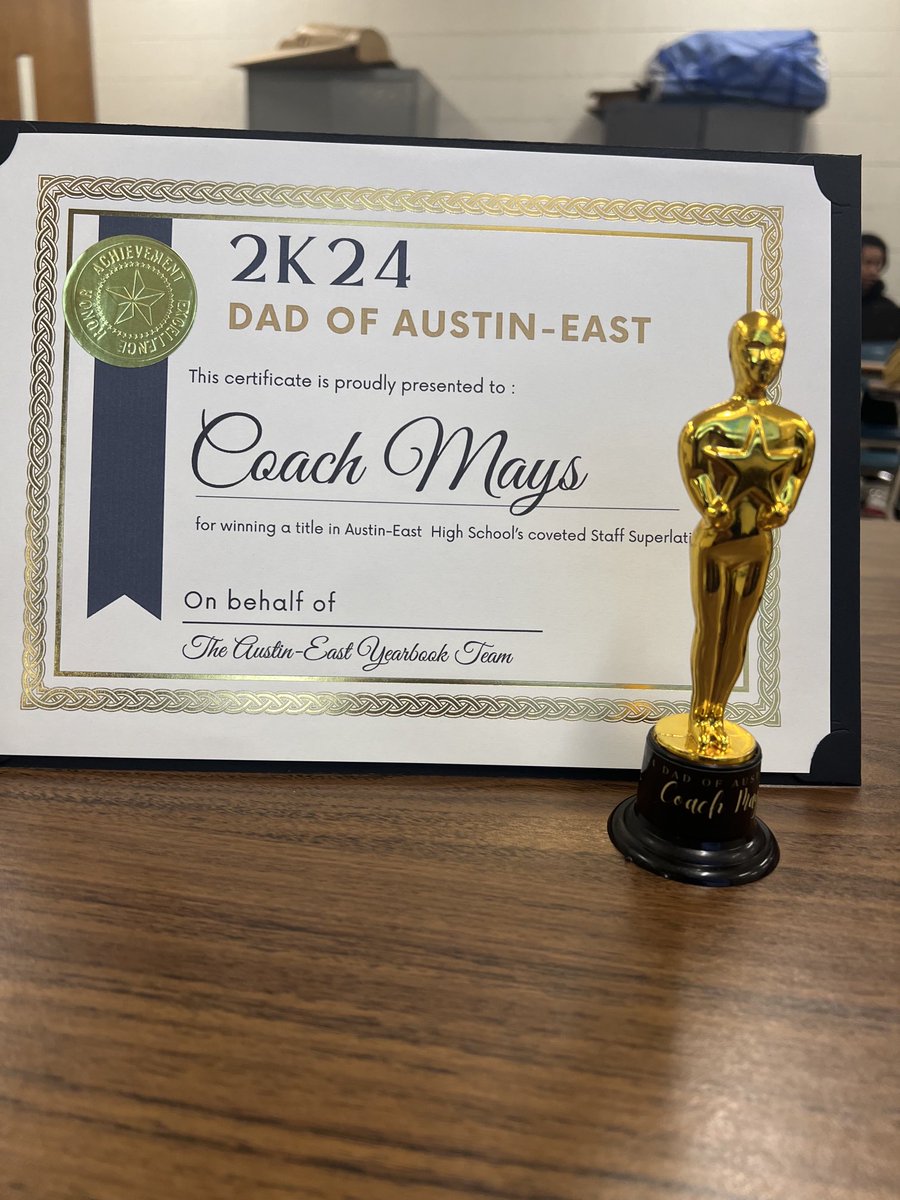 AntonioMays15's tweet photo. Prov. 23:24
Today I received the “Most Fatherlike” faculty at AE. https://t.co/6iVcjU4llH