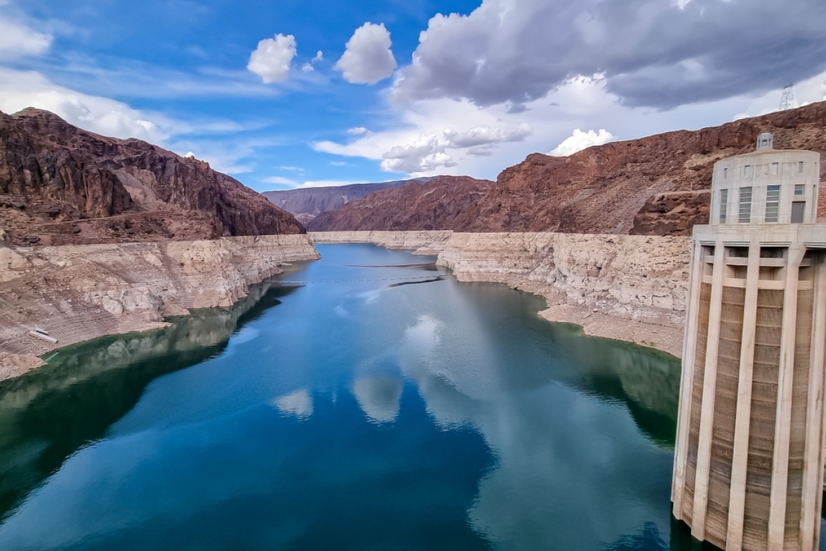 The University of #Utah, along w/ @ASU, @unlv & other academic partners, is part of a new first-of-its-kind multi-institutional initiative to confront the climate challenges facing the desert Southwest & spur economic development. #research @UUtah Story: research.utah.edu/features/unive…