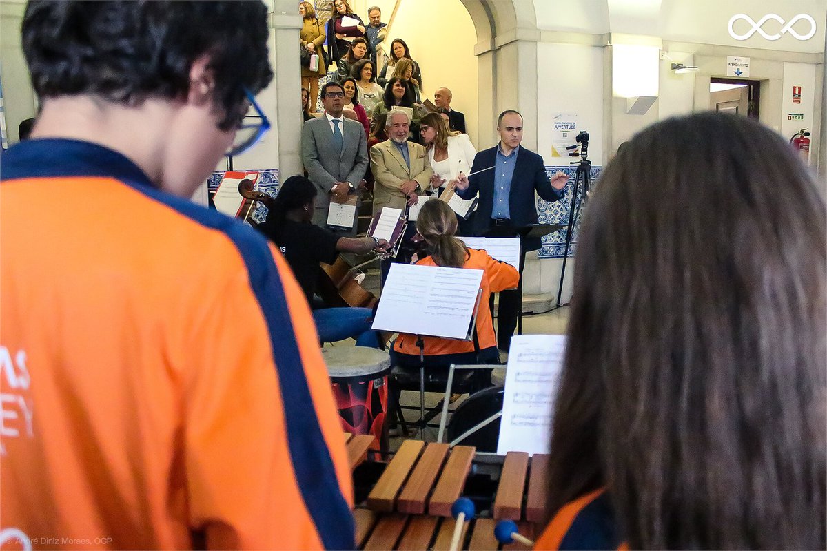 A Orquestra dos Navegadores regressou à Câmara Municipal de Oeiras, para um concerto de Janeiras!

#orquestradosnavegadores #orquestradecamaraportuguesa #bairrodosnavegadores #municipiodeoeiras #oeiras #oeirasvalley