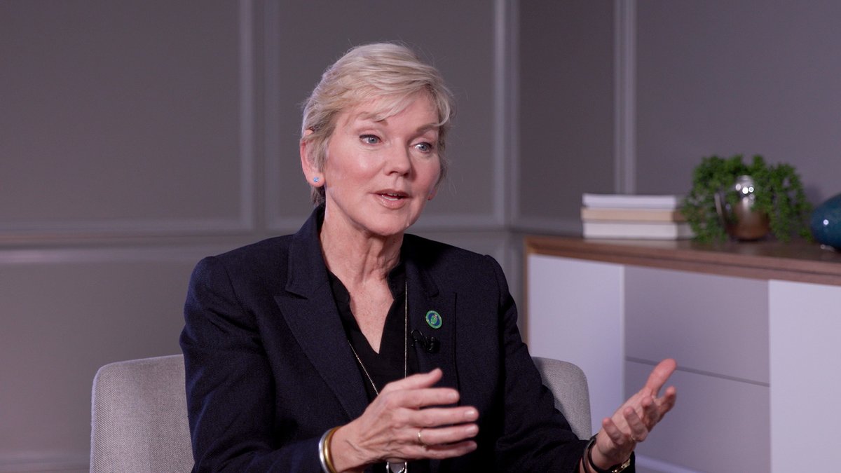 Recent interview out of <a href="/ABC/">ABC News</a> News Digital: A conversation about EVs with US Energy Secretary <a href="/SecGranholm/">Secretary Jennifer Granholm</a> 

WATCH:
abcnews.go.com/Technology/vid…