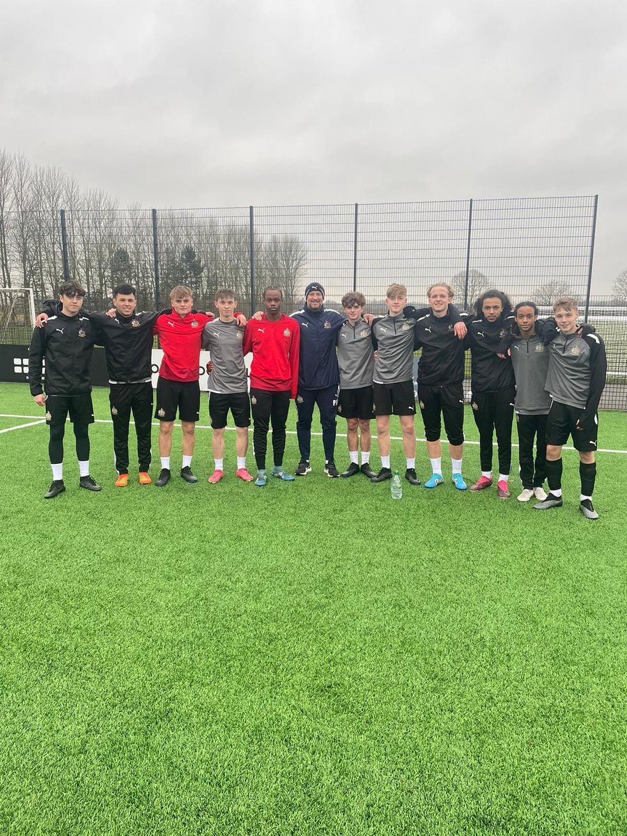 Another great opportunity for our academy players who trained with the 1st team today.
