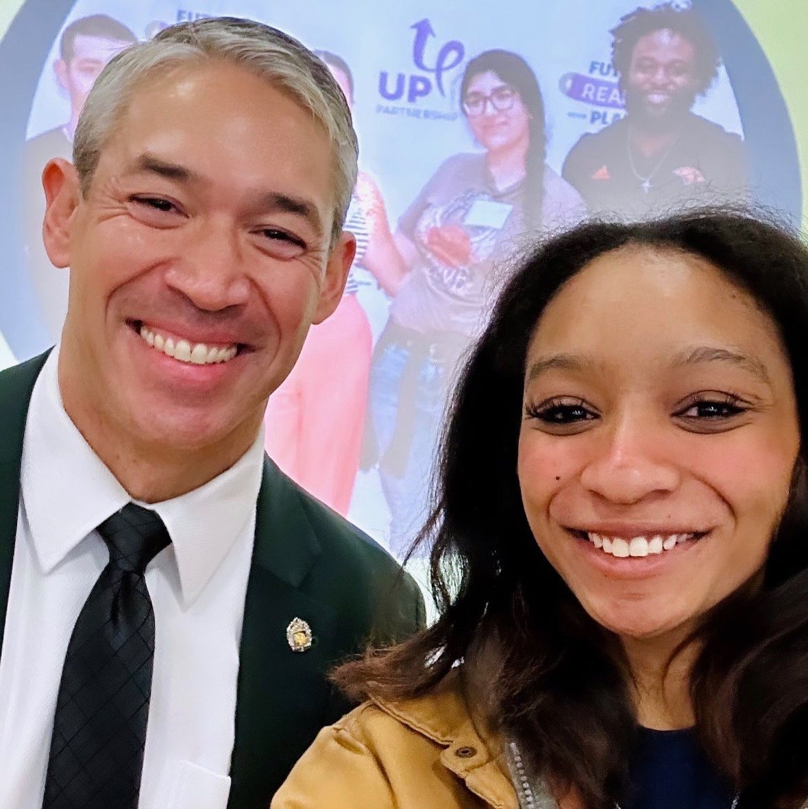 UPpartnershipSA's tweet photo. And that's a wrap on another Future Ready Youth Summit!
We have so much gratitude for the students, partners and volunteers for the contributions in ensuring high school students get the support they need to learn more about a postsecondary degree or credential. #FutureReadySA https://t.co/Qr7nrv8WCZ