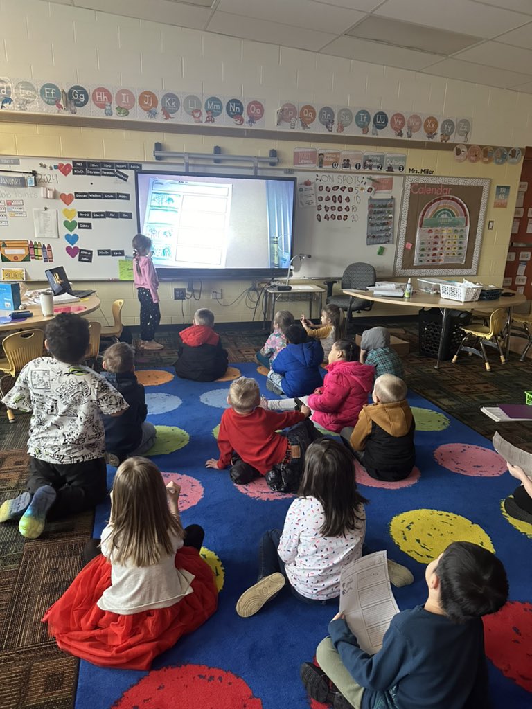 bgabbard104's tweet photo. I love seeing these young authors share their writing!! #onelinden #kinderscan @KatieMillerEd https://t.co/faAgrHBWyU