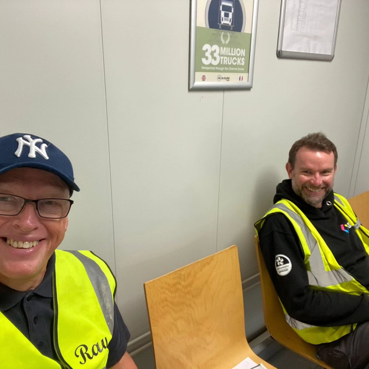 Insite Graphics tweet media