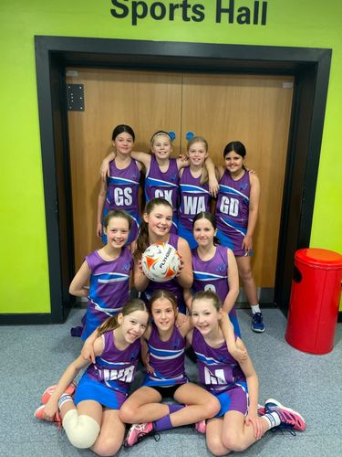 Our u11s1 came out fighting  andnever backed off resulting in a superb 19-8 win over Tyldesley Twilights in the Bury league 🥳 CPOM Charlotte Pye <a href="/GomersalPSchool/">Gomersal Primary</a>  was always an option on the c pass and OPOM Alia Patel @eastbierleyPS was the intercept star 🥳 super proud 💙💜