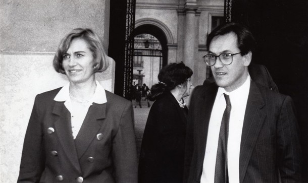 PrinGavrilo's tweet photo. "Una tropa de jovencitos arrogantes, nacidos en familias bien, que nunca les ha faltado nada, que nunca han hecho nada".

Andrés Allamand, Alberto Espina, Evelyn Matthei y Sebastián Piñera, ex tropa juvenil de los 90s. https://t.co/FgGB1xf74Z