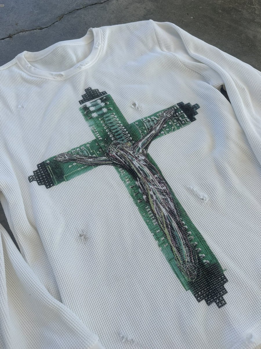 🧟‍♂️ tweet media